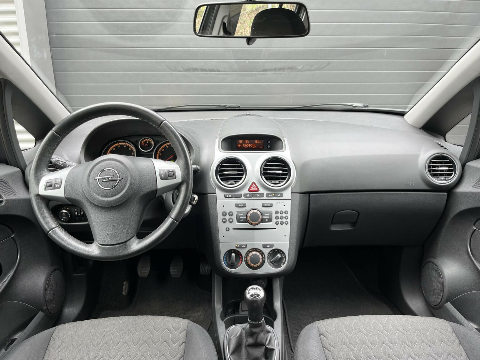 Opel-Corsa-4