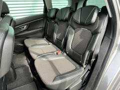 Renault-Grand Scénic-4