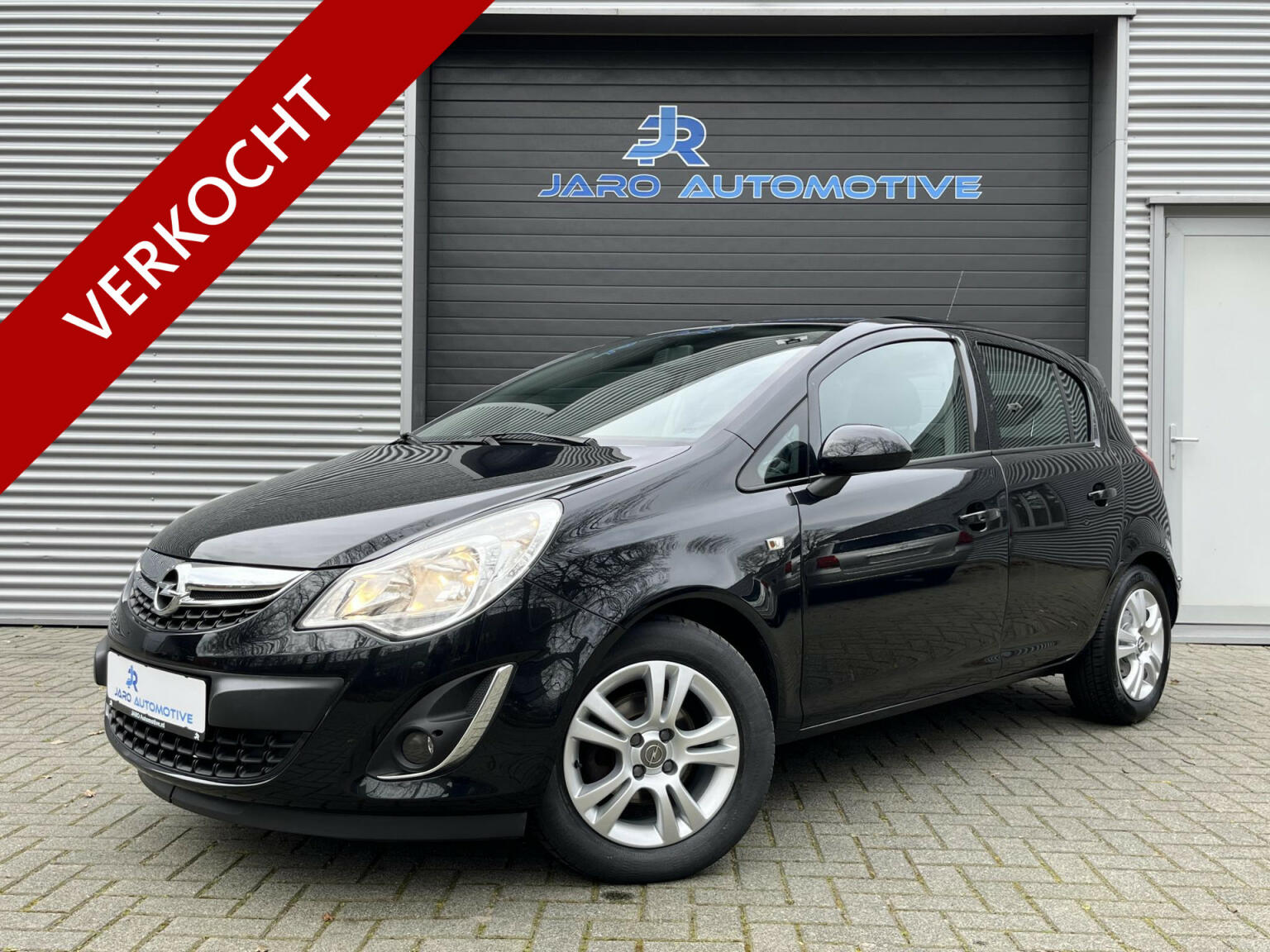 Opel-Corsa-0