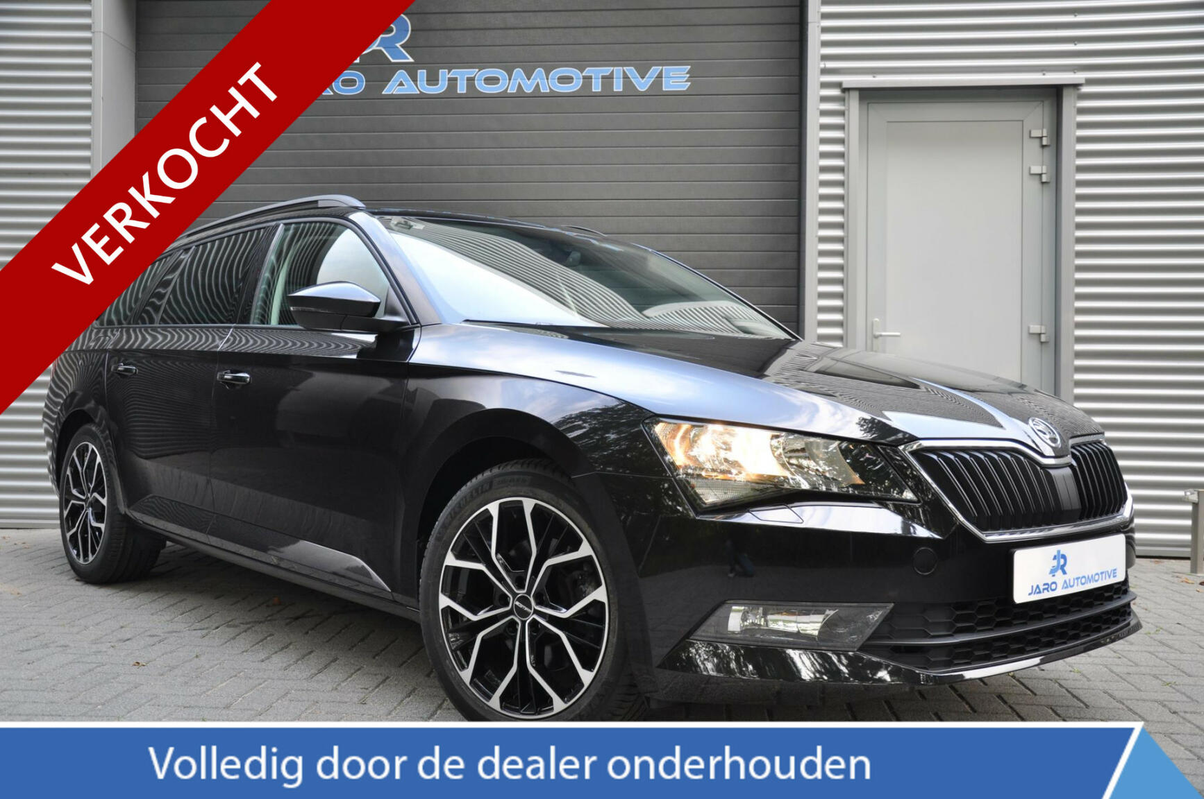 Škoda-Superb-0