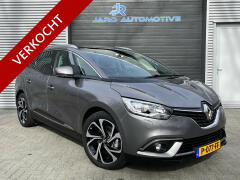 Renault-Grand Scénic-1