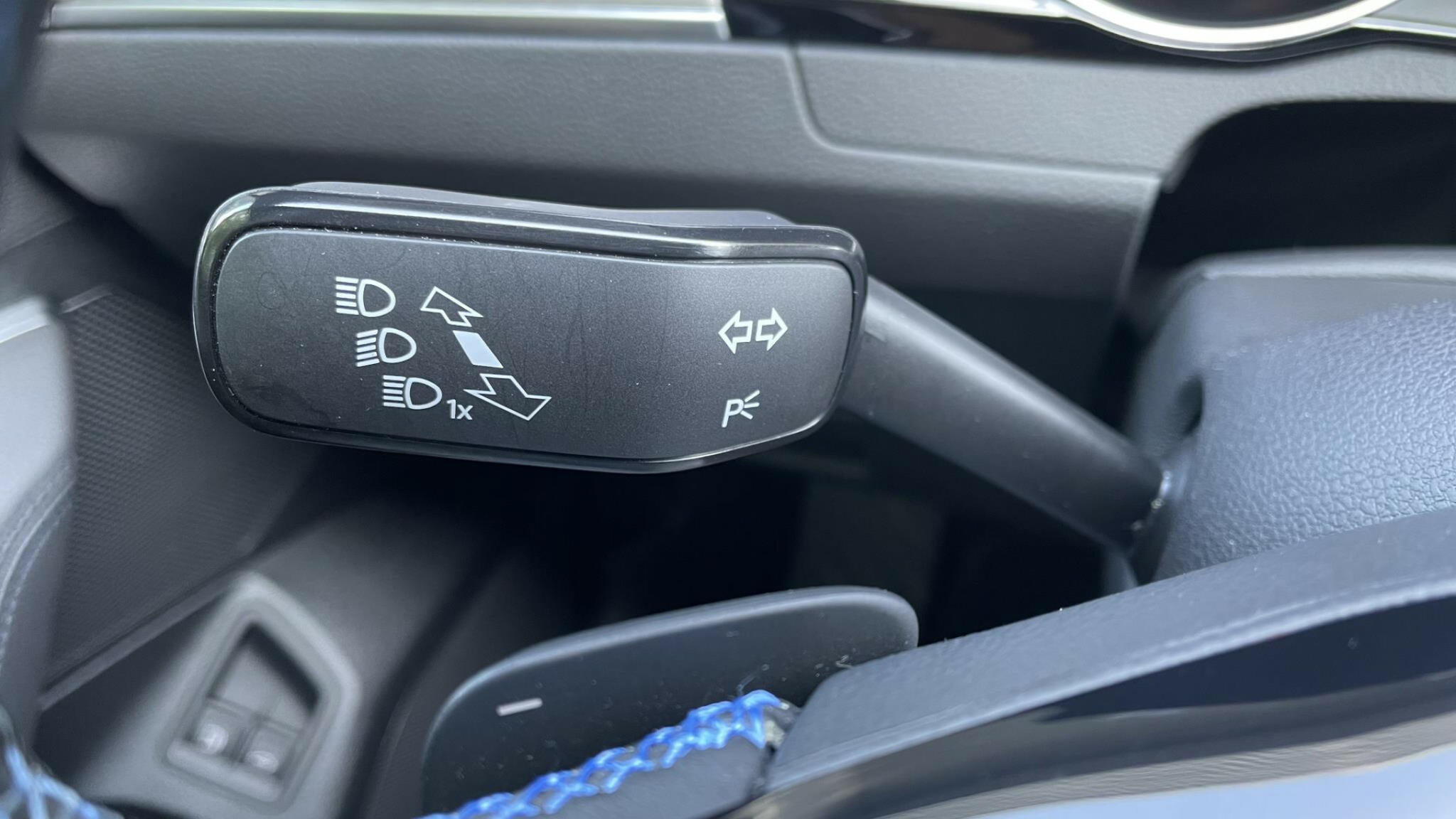Volkswagen-Passat-23