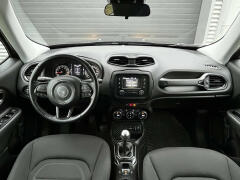 Jeep-Renegade-7
