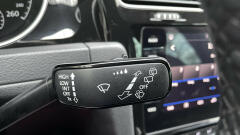 Volkswagen-Golf-26